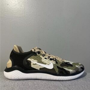 Nike Camouflage Green and Black Men's Shoes